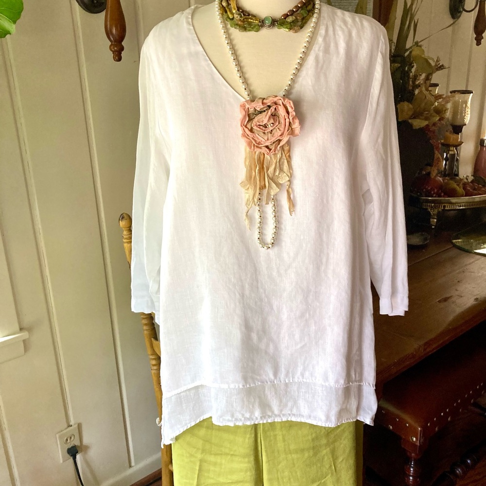 “LA Fixsun” White Linen V-Neck Tunic SM